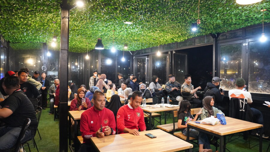 Rooftop Cafe Terbaru Di Jatinangor Technolife